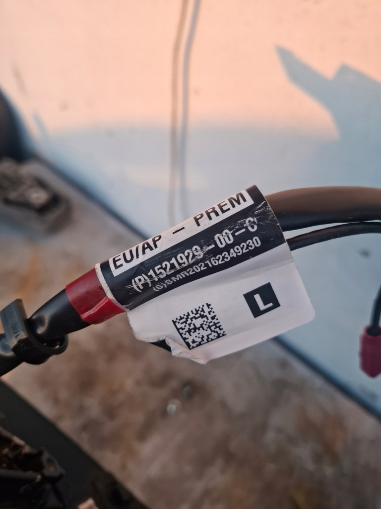 Tesla 3 model iii дзеркало ліва праве 11 pin 1521906 1521929 повний uk в Україні