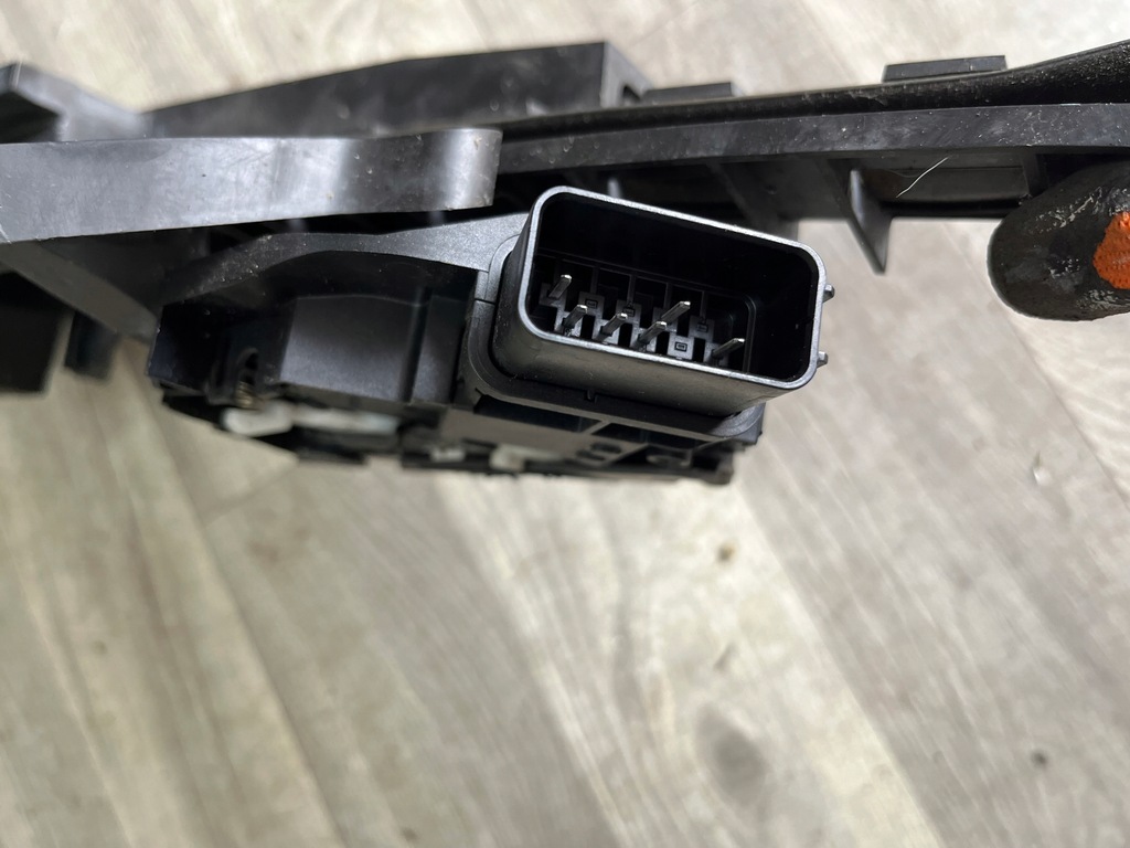 фото №7, Ford c-max замок лівий перед eu 6pin