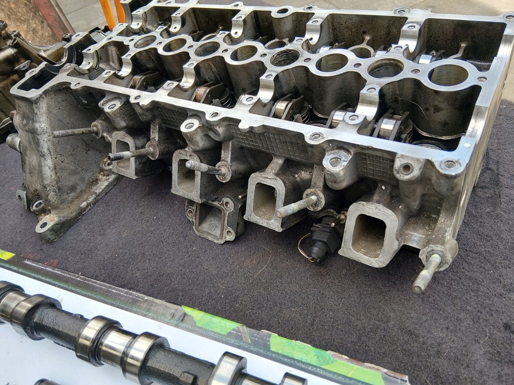 Bmw x3 e83 e90 e91 e60 2.0 d 2.0 m47 головка вали напрямні 7785876 Оригінал