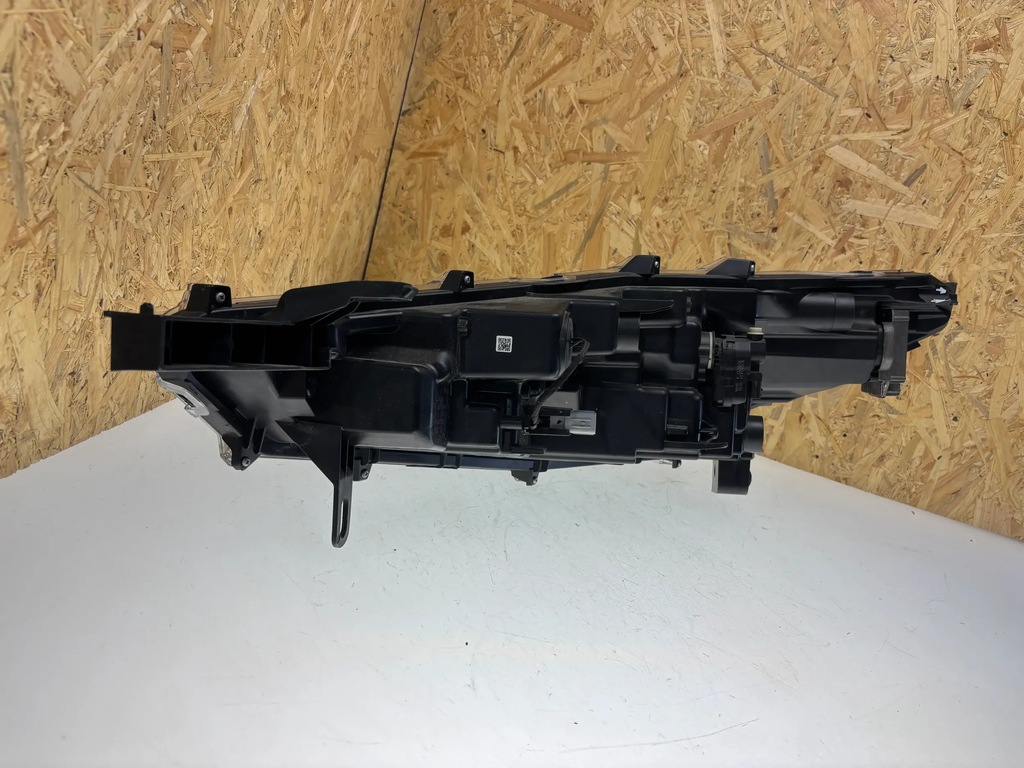 фото №11, Toyota corolla cross 2022 лампы передние