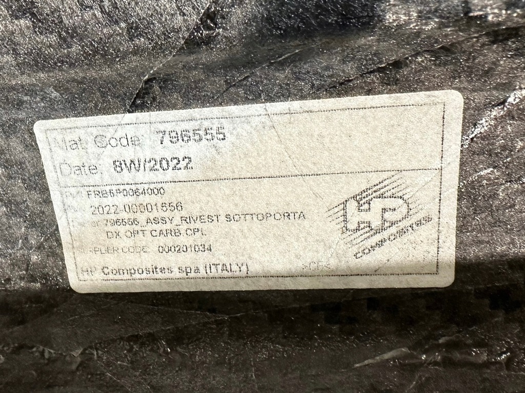 фото №8, Ferrari sf90 карбон молдинг поріг поріг rh 985796555