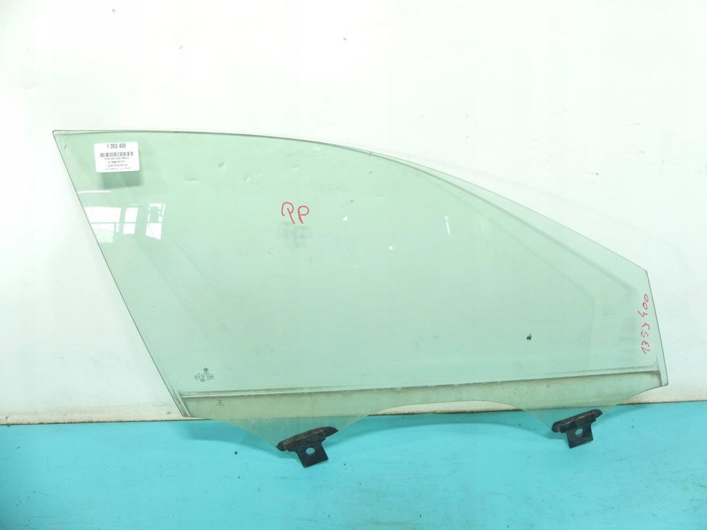 фото №1, Стекло дверь перед правая vw passat b8 14r двойной