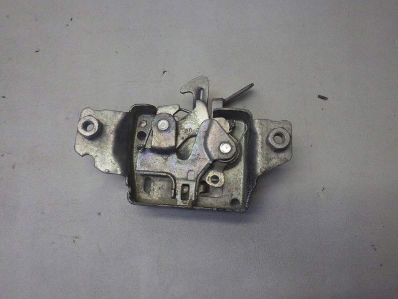 фото №2, Замок капот renault clio iii