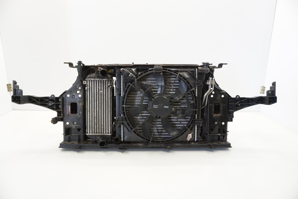 фото №7, Hyundai i40 pas передний усилитель 1.7crdi