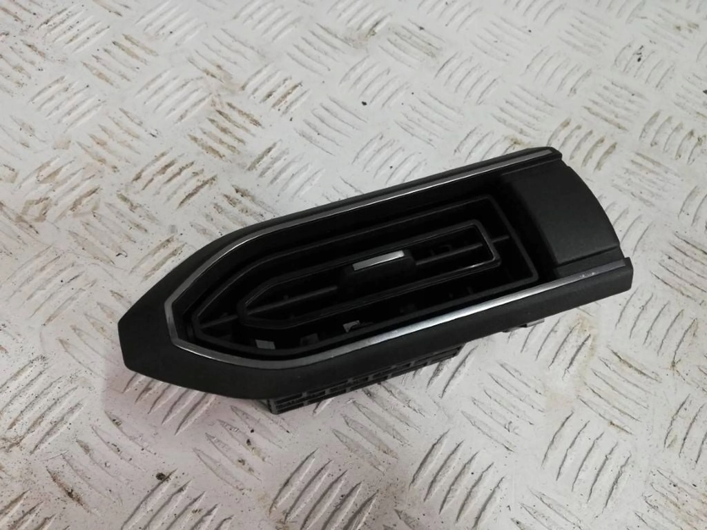 фото №1, Dacia sandero iii решітка обдув ліва права