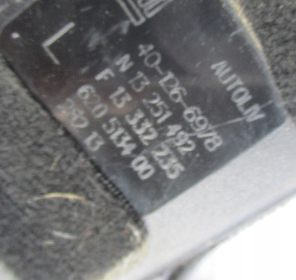 фото №3, Кліпса вставка замок поперечина ременів задня лівий opel zafira c 401266978