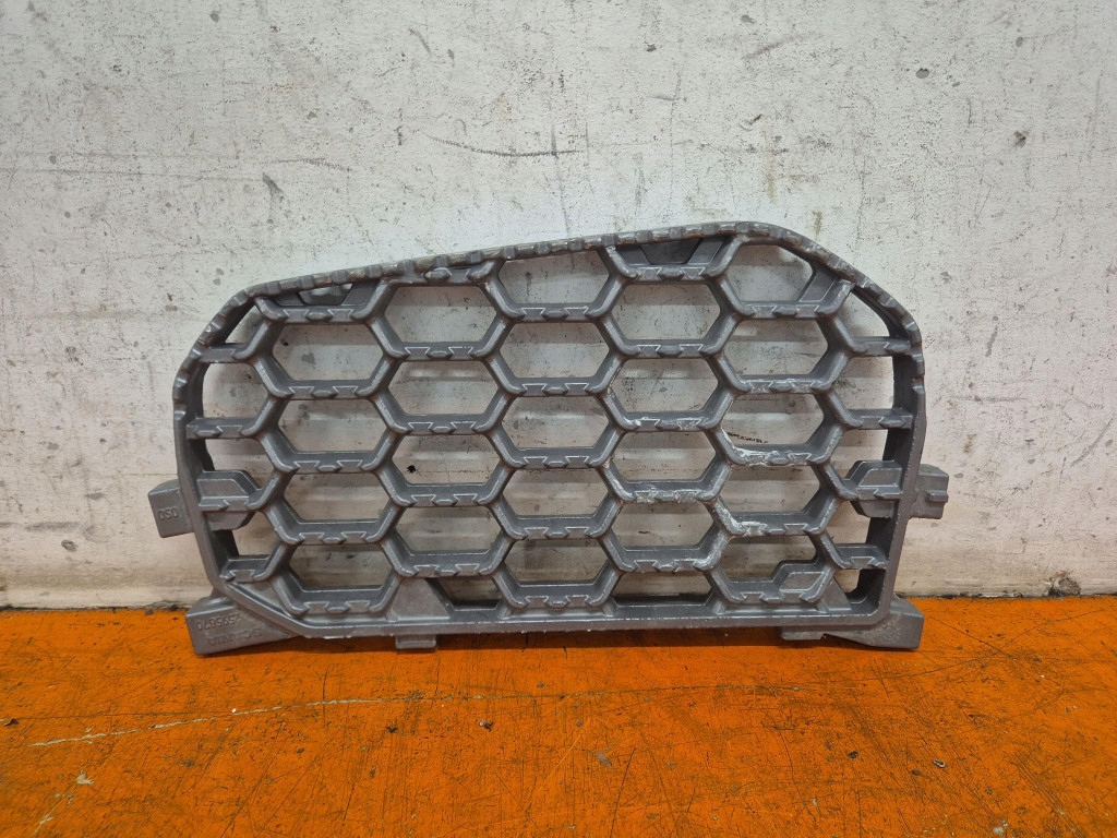 фото №1, Scania r s 17- підніжка накладка поріг підніжка 2595870