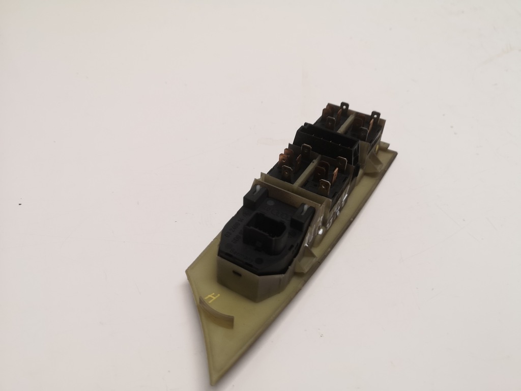 фото №10, Audi a8 d2 94-02 панель управление окон 4d1959517