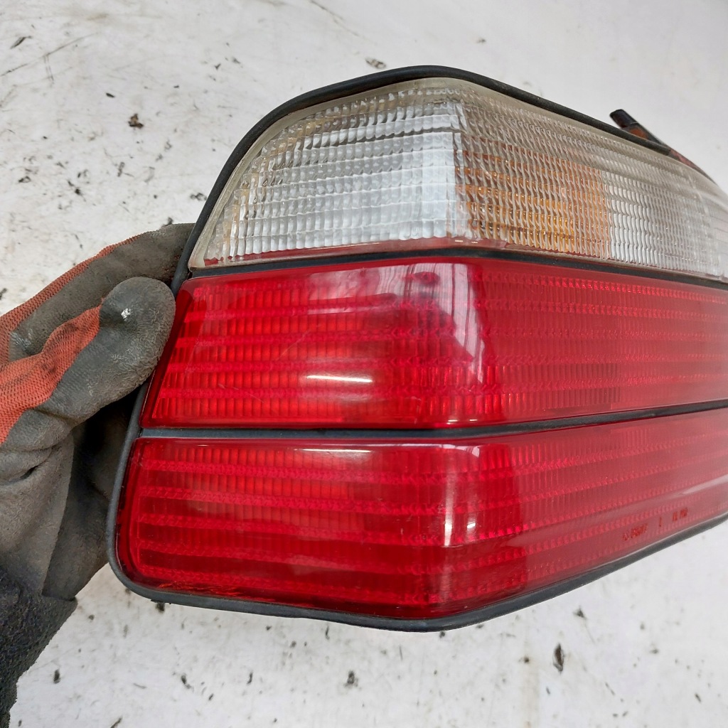 Bmw e36 купе кабриолет  фара левая задняя led в Украине