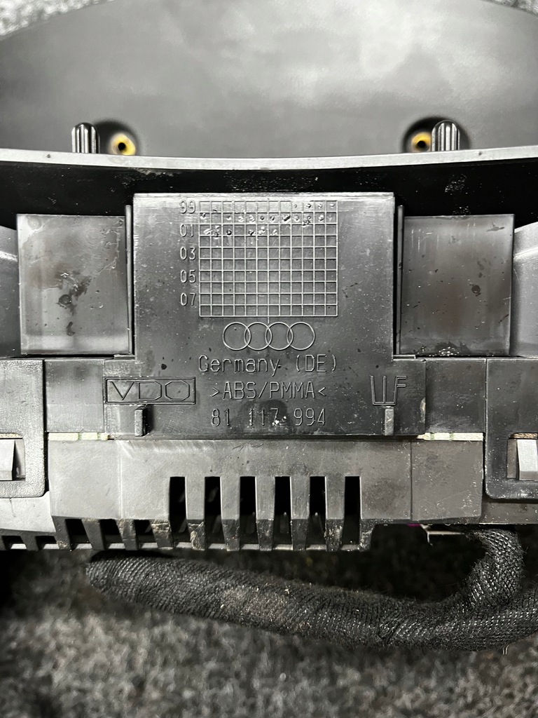 фото №8, Лічильник прилади audi a2 8z0920930n