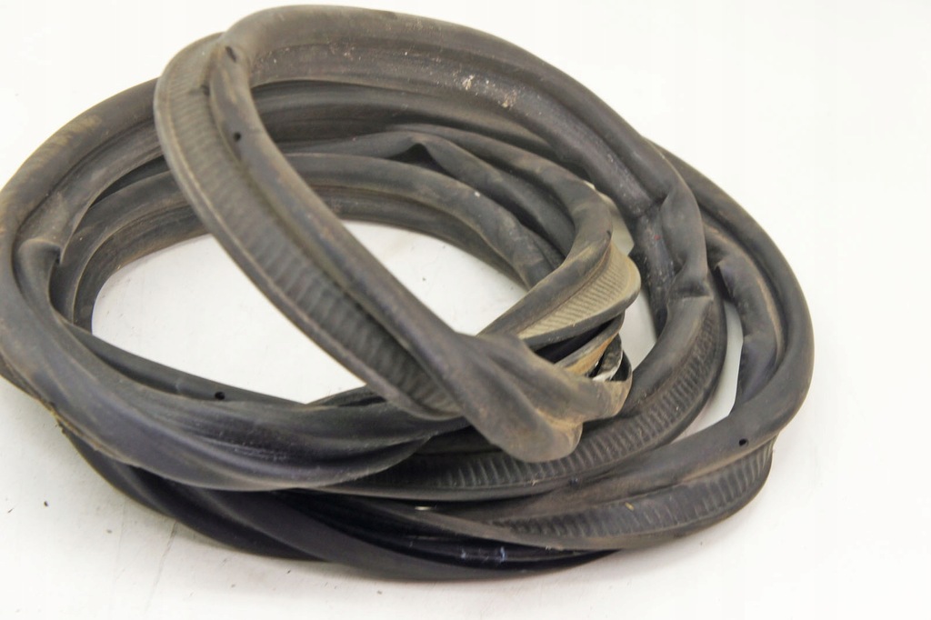 фото №5, Mw291 dacia duster ii прокладка кришки багажника