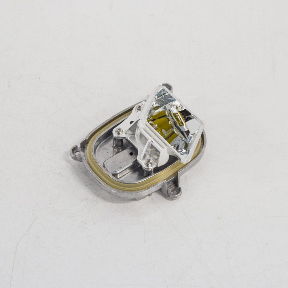 фото №1, Bmw 6 f12 передняя часть правый led cornering light module 63117394904