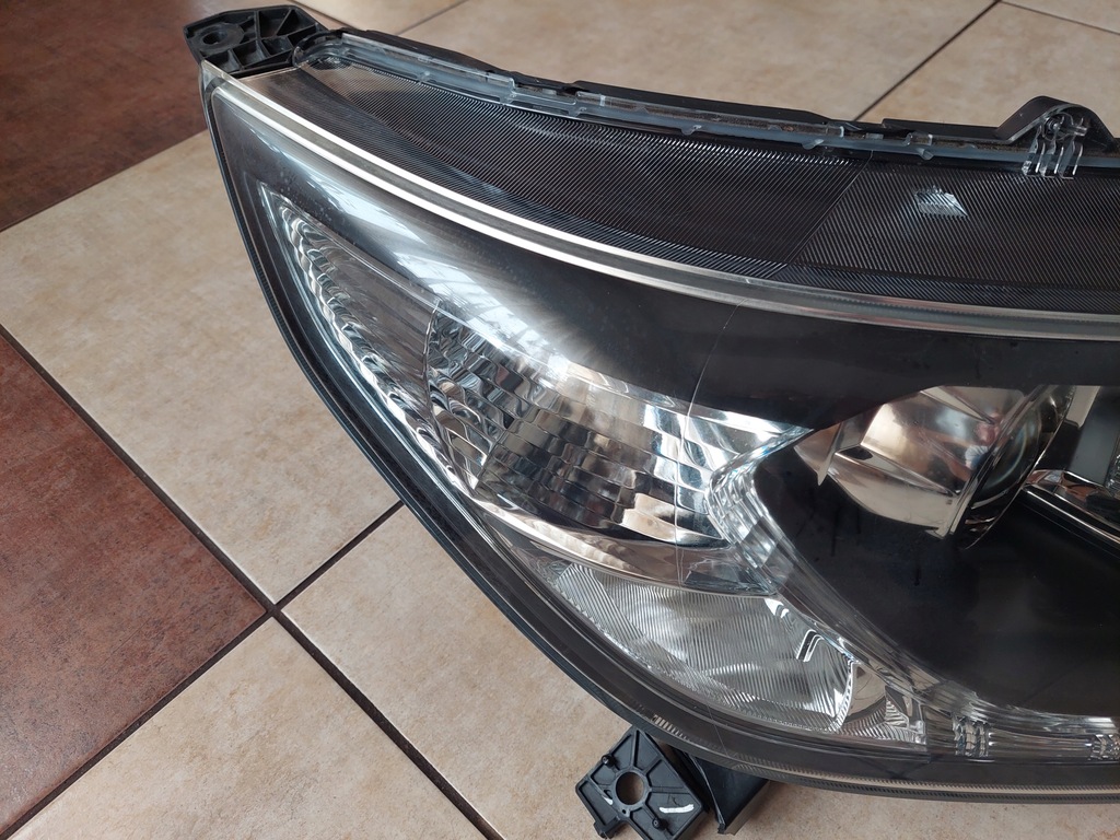 фото №6, Правая лампа - bi-xenon - led- honda cr-v iv - 2012