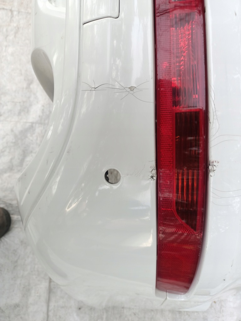 Audi q7 4l0 s-line бампер задній kielce-gliwice Недорого