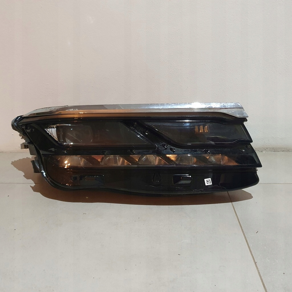 фото №1, Лампа передня vw touareg iii