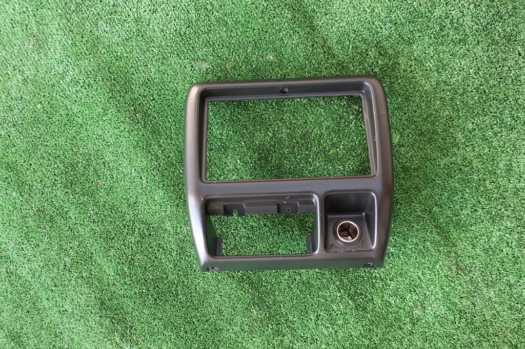 фото №1, Рамка радіо панелі suzuki jimny 1998r 1din