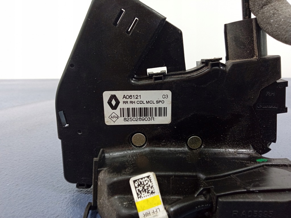 фото №6, Megane iv замок дверь задняя правый 4 pin 825028903r