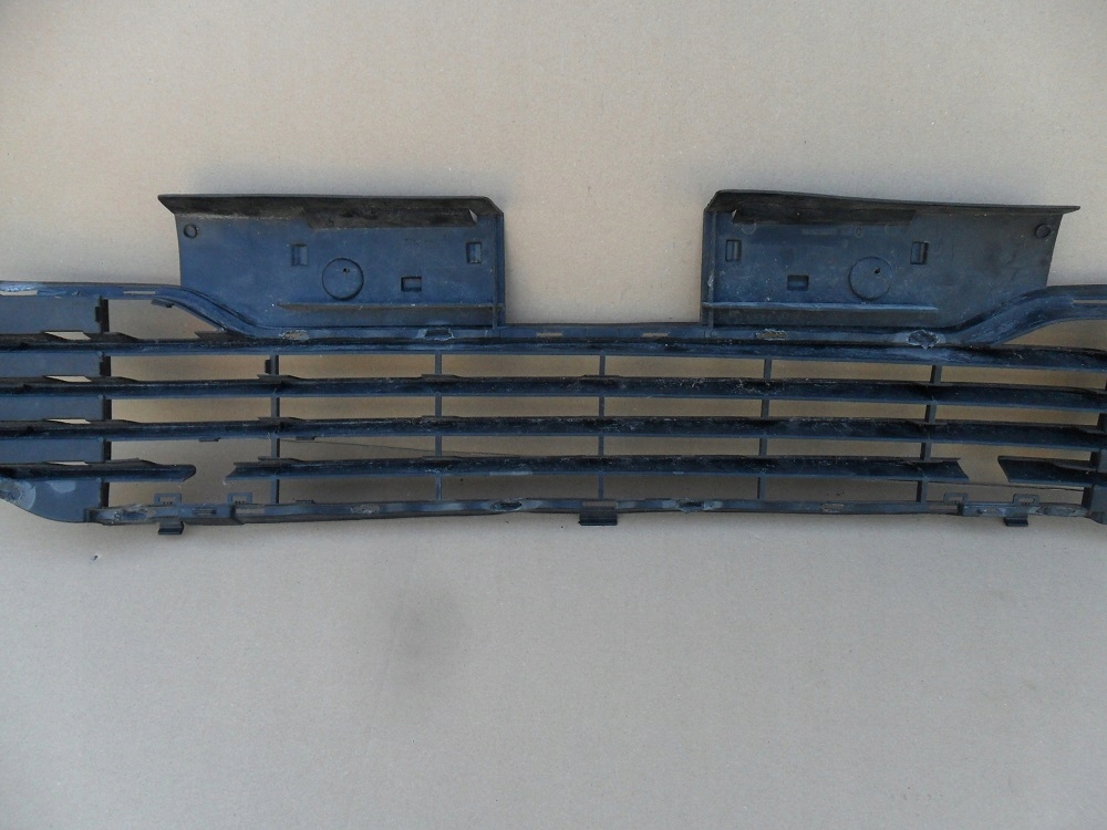 фото №11, Citroen c4 la 2004 2005 решётка средняя бампера