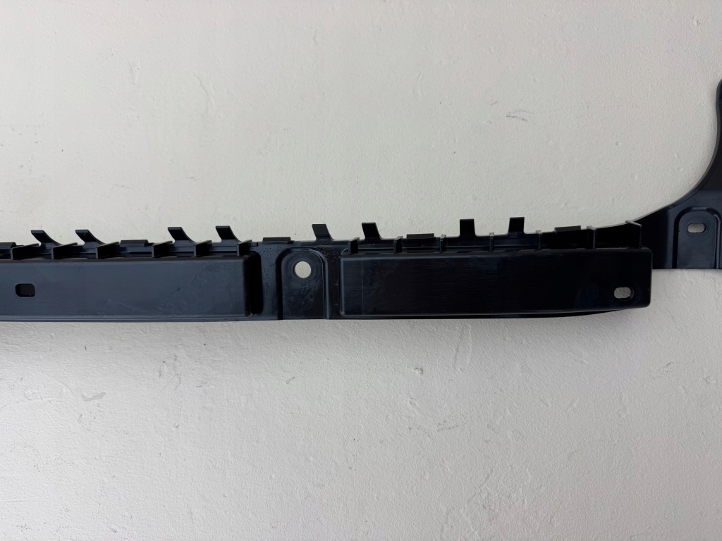 Tesla model iii 3 17r- напрямна кронштейн кронштейн бампера задня 1083994-00 Недорого