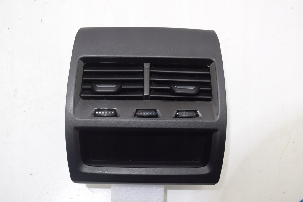 фото №8, Bmw x6 g06 x5 g05 решётка обдув задняя туннель среднего 9399964