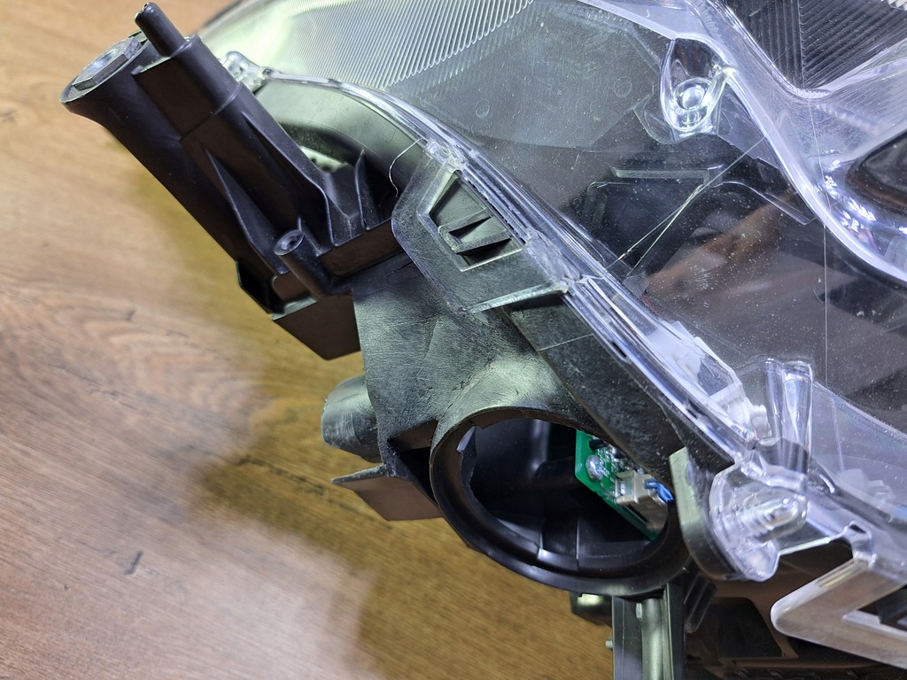 фото №12, Toyota rav4 iv v 19- лампа передня права w4043