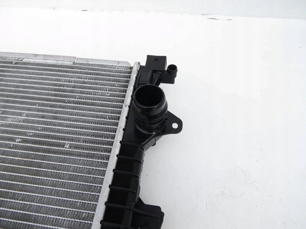 фото №9, Радиатор wody жидкость жидкость volvo s80 ii v70 iii xc60 ii 3.2 4.4 v8