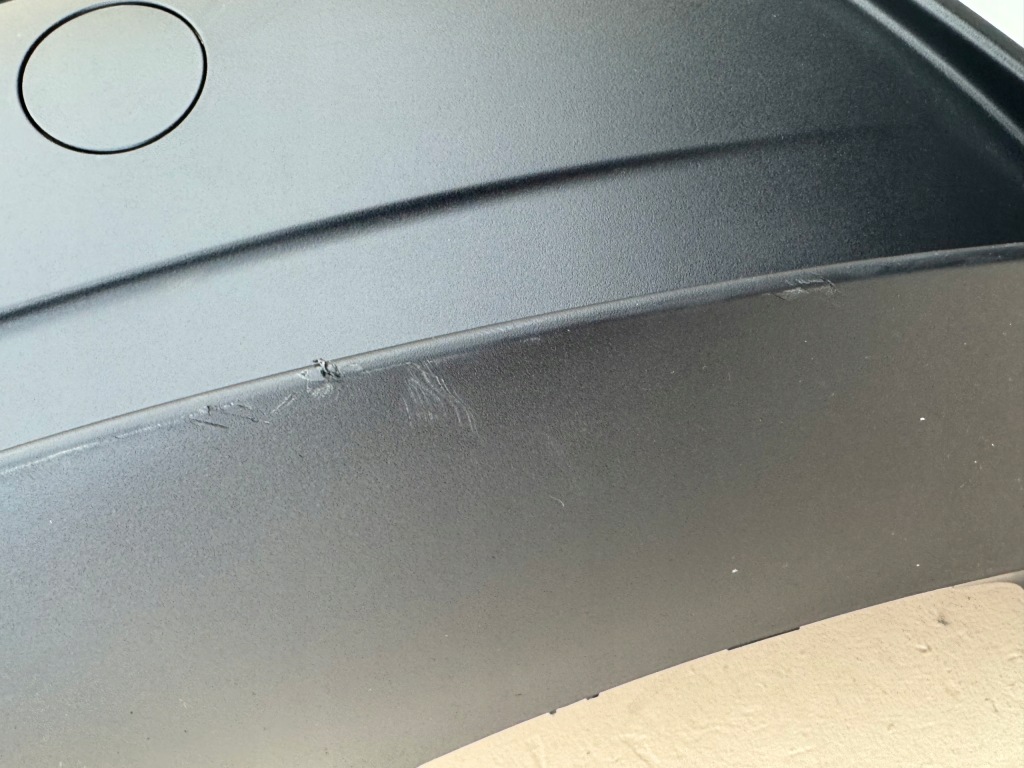 Tesla model y 20r- бампер задня задній задня в Україні