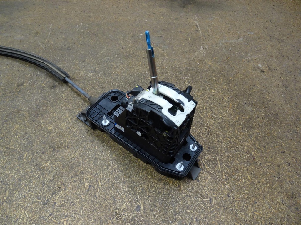 фото №11, Audi tt 8j 2.0 tfsi трос домкрат перемикання передач автоматична коробка передач dsg 8j2713025e