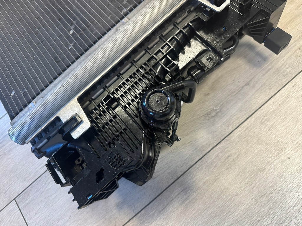 фото №7, Mercedes gla h247 glb x247 2.0d радиатор комплект радиатор