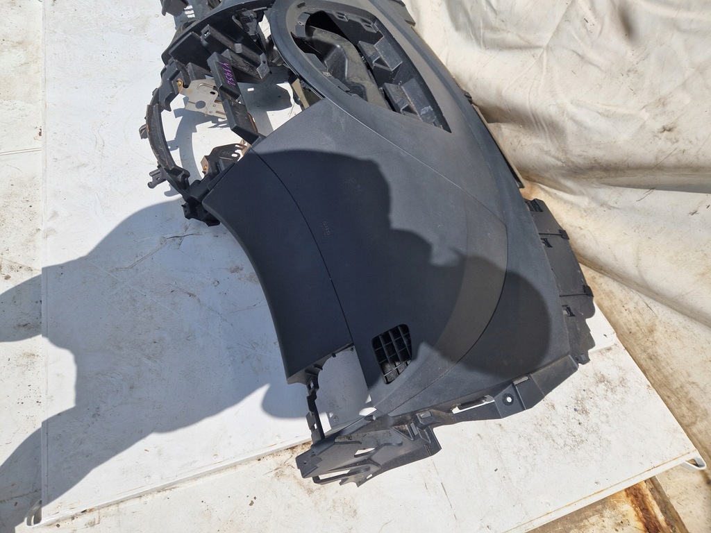 фото №8, Mitsubishi grandis приборная панель приборная консоль air bag пассажира y