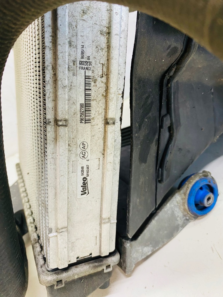 Интеркулер брызговики впуск трубы ловушка citroen c4 picasso ii 1,6 ehdi #203 Оригинал