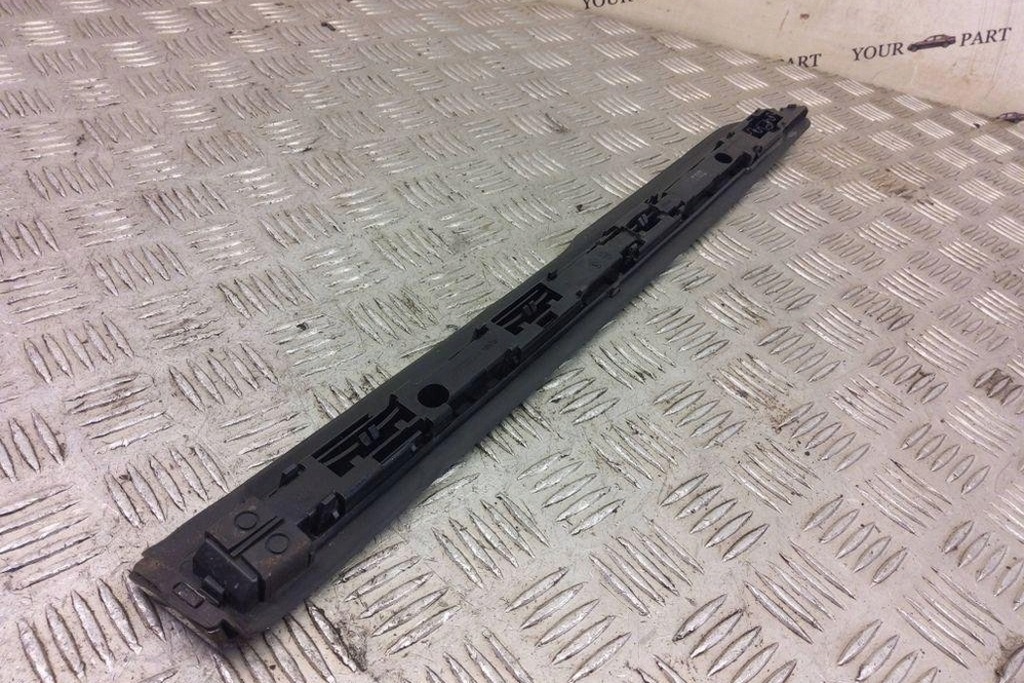 фото №9, Молдинг кровельная левая land rover discovery iv l319 fk7250463a 2.0l дизель