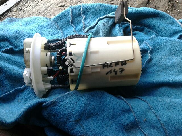 фото №1, Насос помпа топлива alfa romeo 147 1.6 2.0