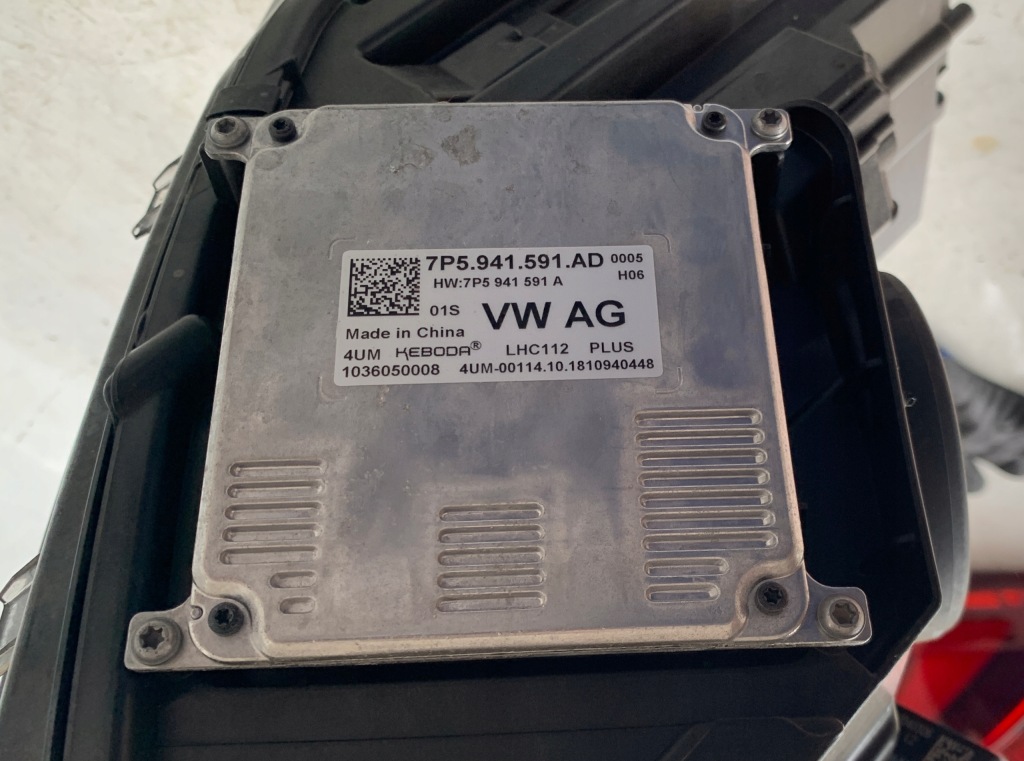 фото №5, Лампа левая перед skoda fabia iii lift full led