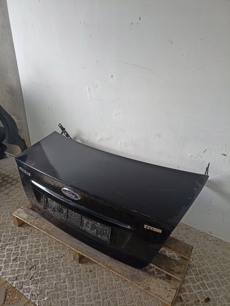 фото №3, Ford focus mk2 lift sedan кришка багажника багажника
