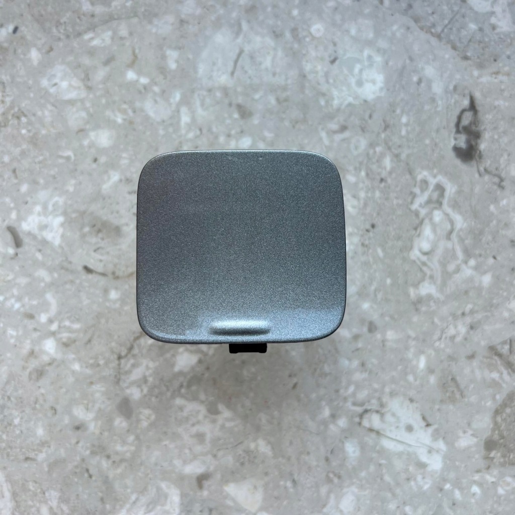 фото №1, Volvo v60 ii 18-21 заглушка бампера задняя 31455660