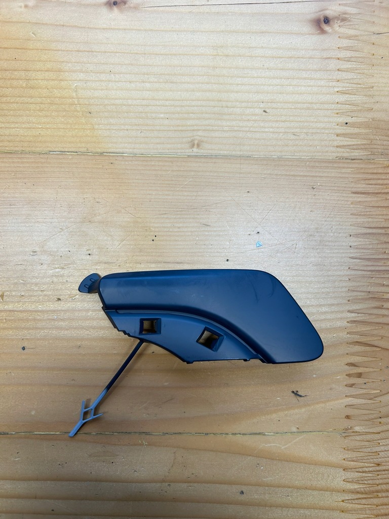 фото №1, Audi a3 8y s-line заглушка фаркоп перед 8y0807241a