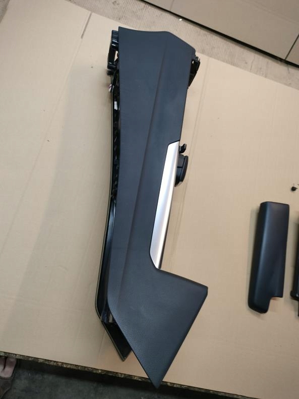 фото №11, Подлокотник туннель mercedes w212 lift kombi czarna derma