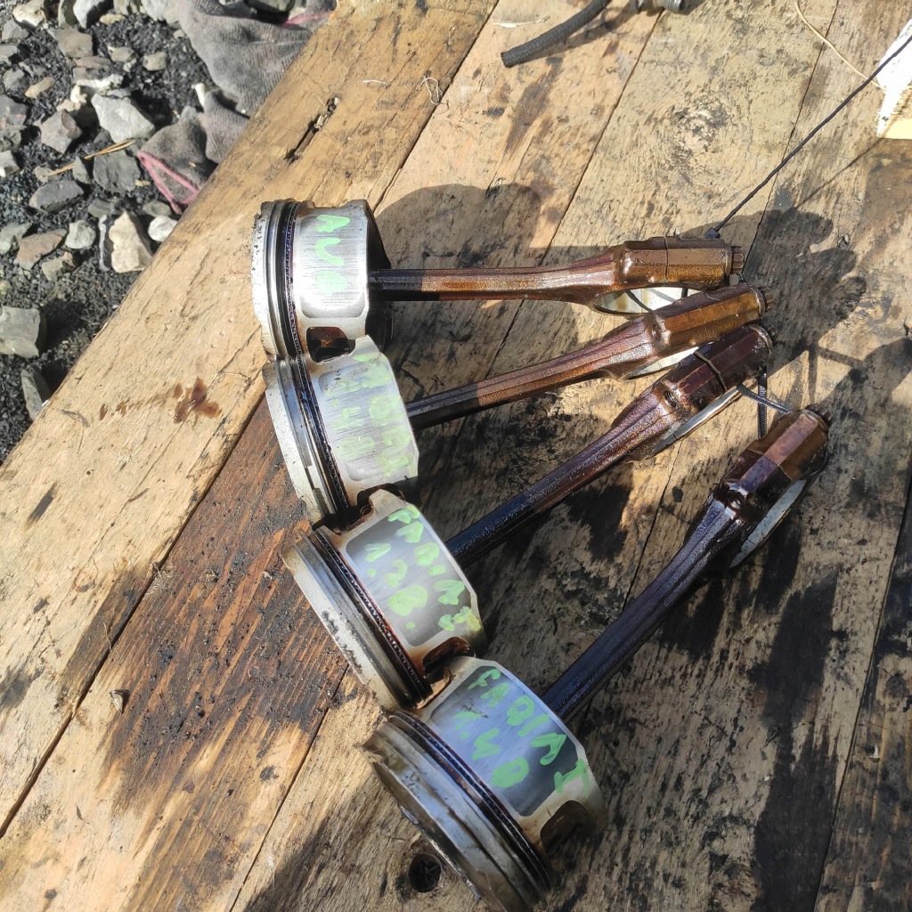 фото №1, Поршень шатун 1.4 aub skoda fabia i 032e