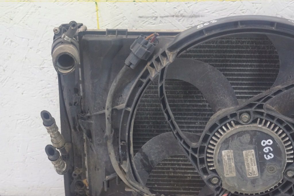 Радиатор вентилятор bmw e90 e91 2.0d Оригинал