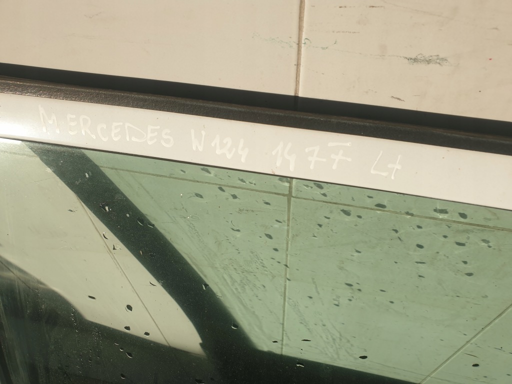 фото №2, Дверь задние левая mercedes w124 147f