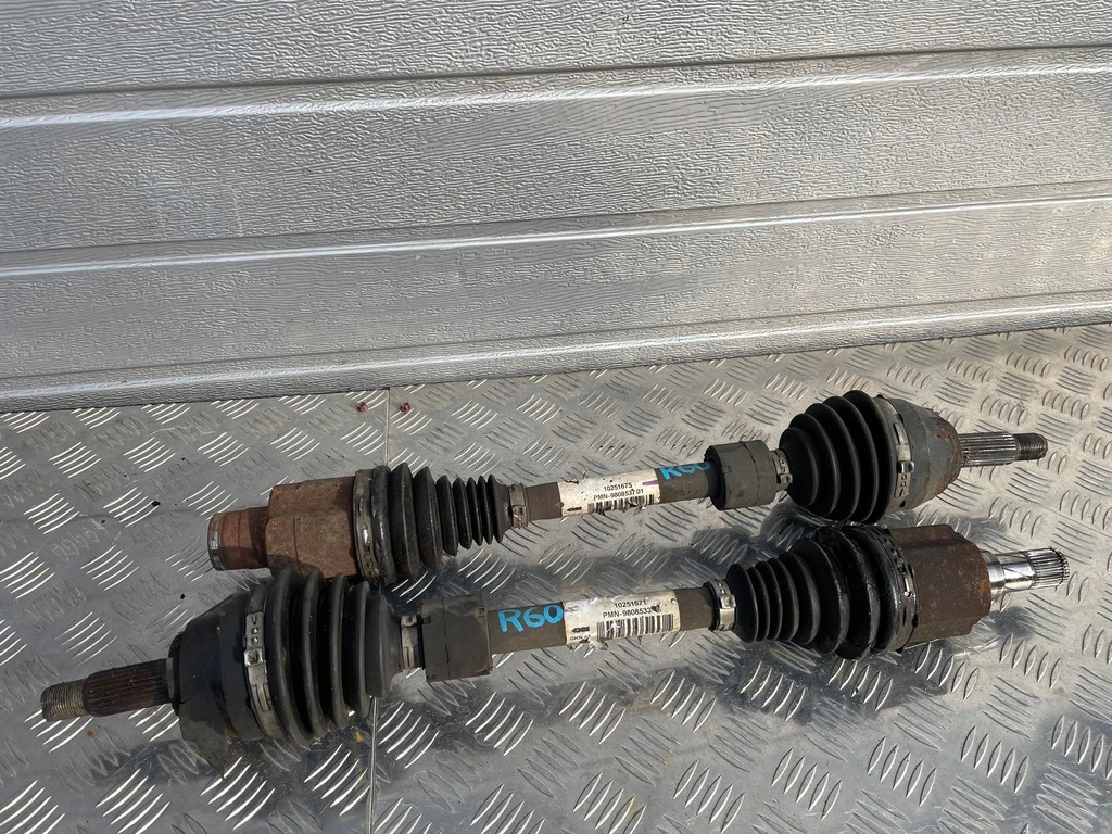 фото №1, Mini r60 countryman приводной вал перед левая правая 9808533 9808537