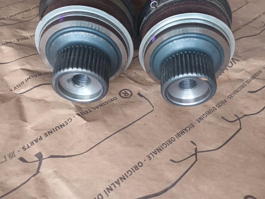 фото №10, Привідний вал привідна передня права ліва audi a4 8k a5 8t 8k0407271al 12km