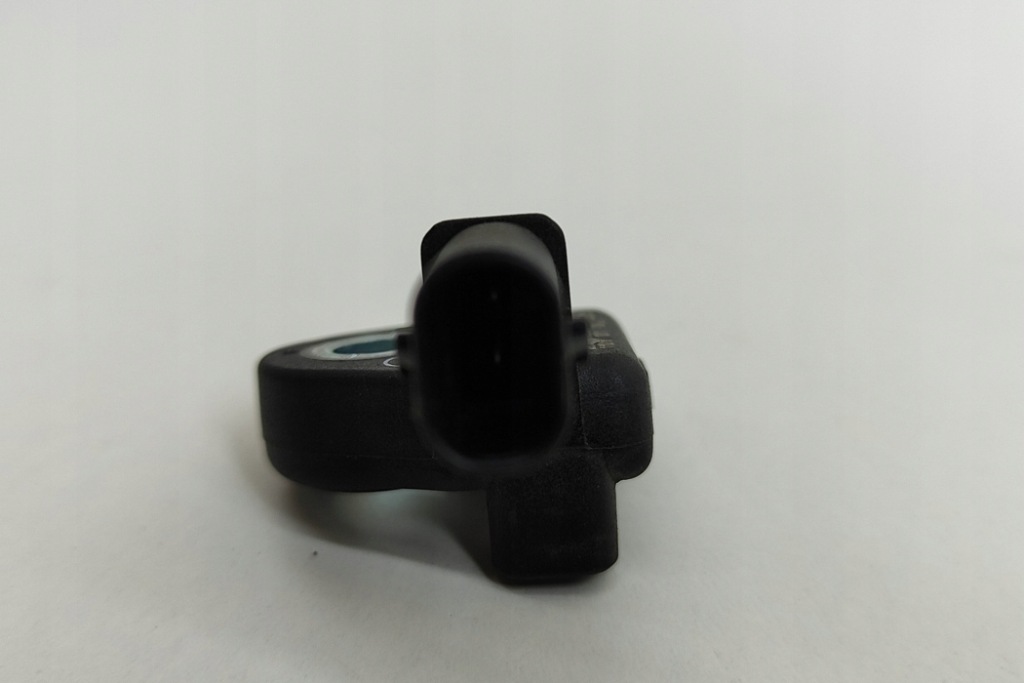 фото №5, Skoda octavia 5e датчик удара с правой стороны 3q0959351a 2.0 дизель 22