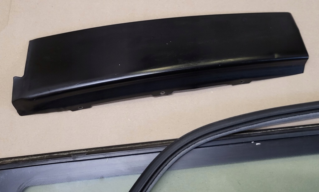 фото №11, Правая задняя стекло кузовная откидная прокладка audi a3 8l 3d оригинальный номер