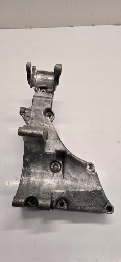 Купить Кронштейн держатель генератора volvo s80 vw t4 074145169k