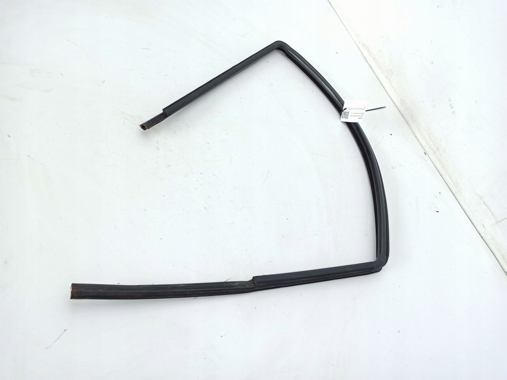 Прокладка скло купе ліва сторона mercedes-benz vito viano w639 a6397200017 в Україні