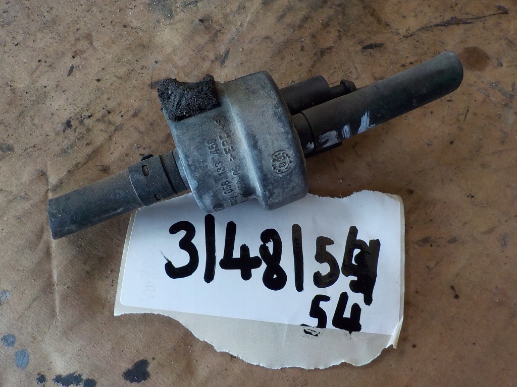 фото №1, Volkswagen golf v 1.4b клапан вакууму