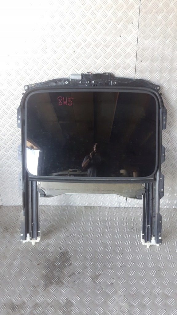 фото №1, Audi a4 b9 8w sedan люк