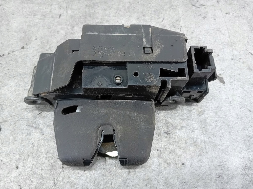 фото №1, Замок крышки citroen berlingo ii 8719g5